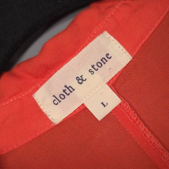 Anthropologie cloth & stone Women’s Shirt LARGE Tie Dye Orange V Neck Rayon - Picture 2 of 10